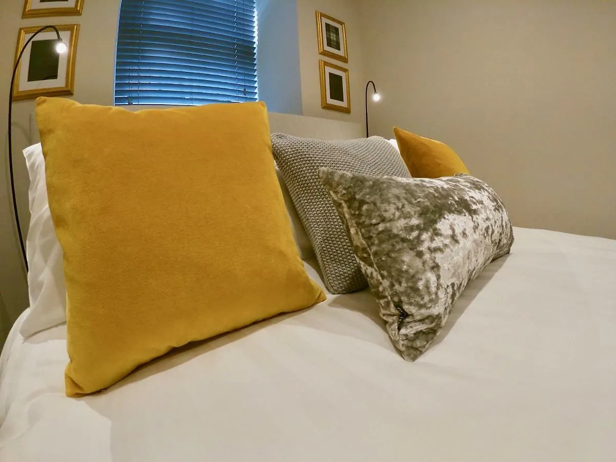 Escape To Edinburgh @ Abercromby Place